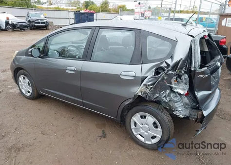 2013 Honda Fit z USA, uszkodzony, nr VIN JHMGE8H33DC079695